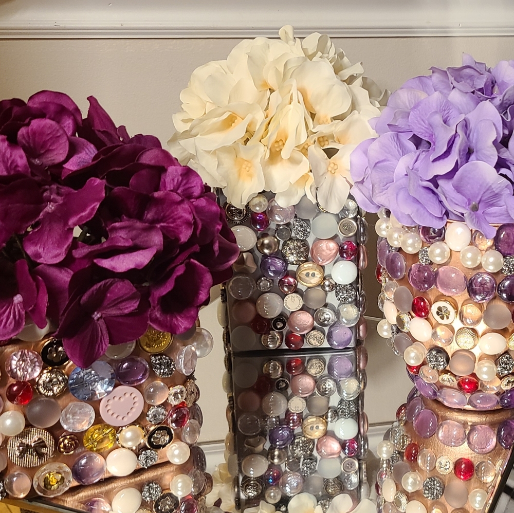 Handmade jewelled button vase with hydrangeas